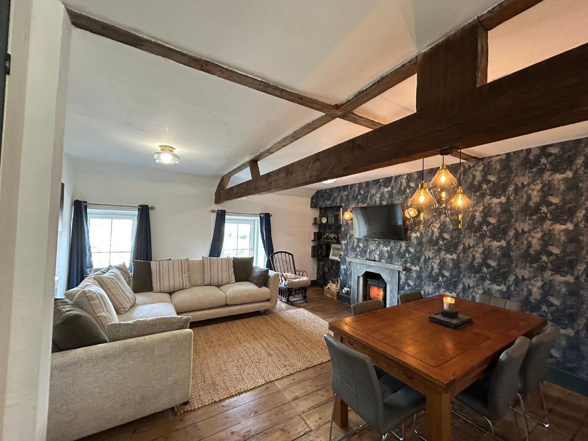 Dolgellau Grand Heights Apt Bagian luar foto