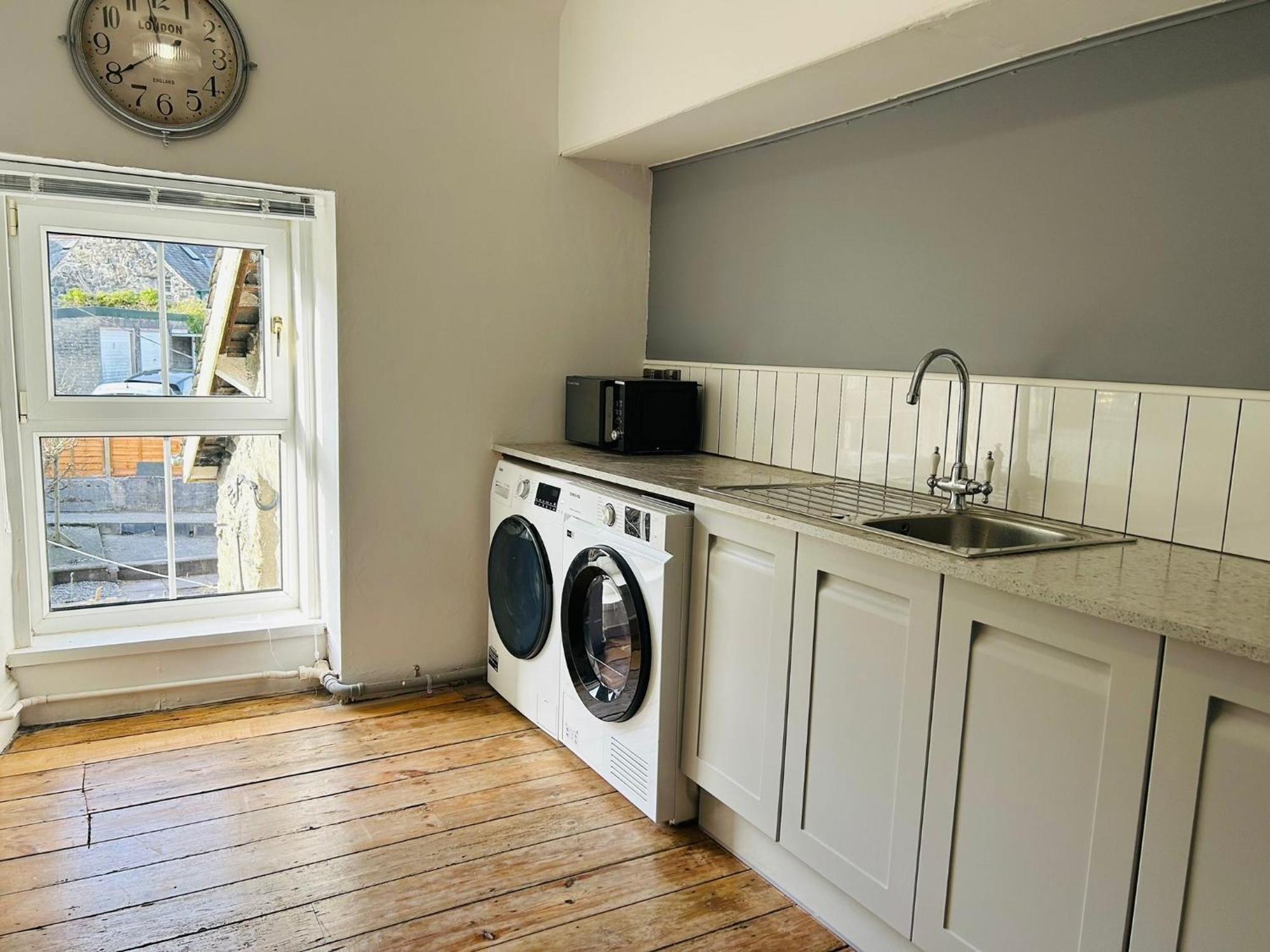 Dolgellau Grand Heights Apt Bagian luar foto